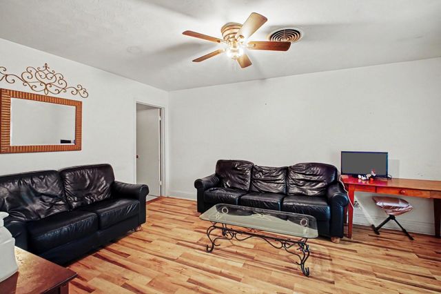 2806 Dewberry Lane, Pasadena, TX 77502
