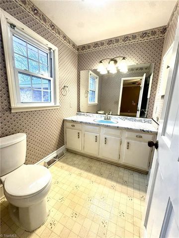 706 Crooked Run Road, Rural Hall, NC 27045