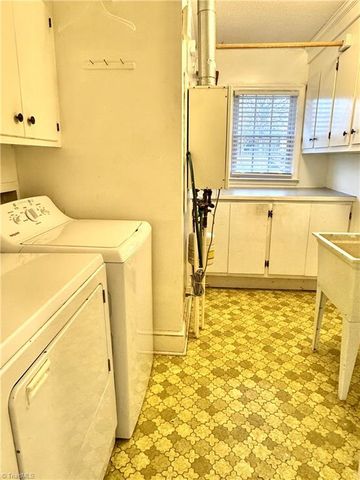 706 Crooked Run Road, Rural Hall, NC 27045