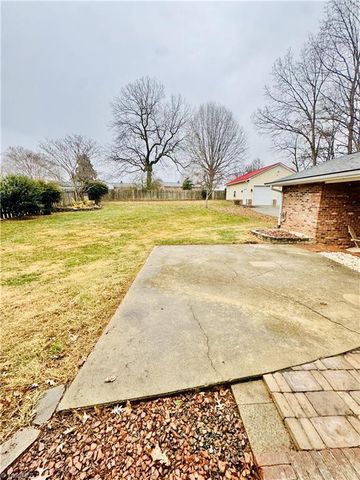 706 Crooked Run Road, Rural Hall, NC 27045