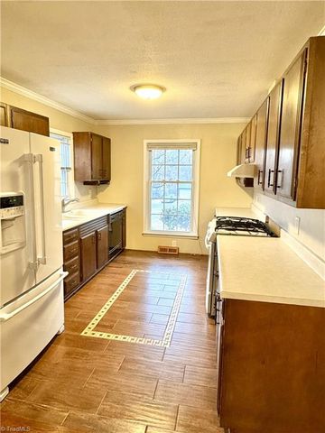 706 Crooked Run Road, Rural Hall, NC 27045