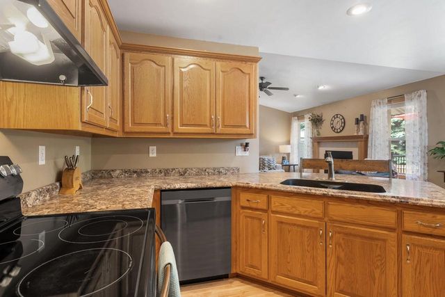 1603 MCRAE PLACE, Green Bay, WI 54311