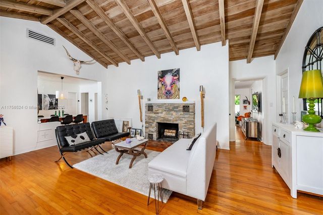 551 Morningside Dr, Miami Springs, FL 33166