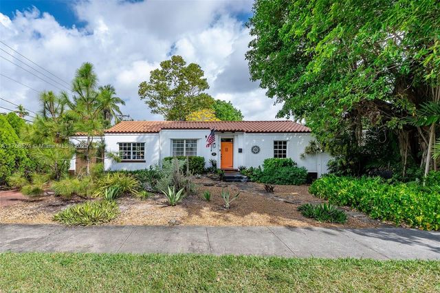 551 Morningside Dr, Miami Springs, FL 33166