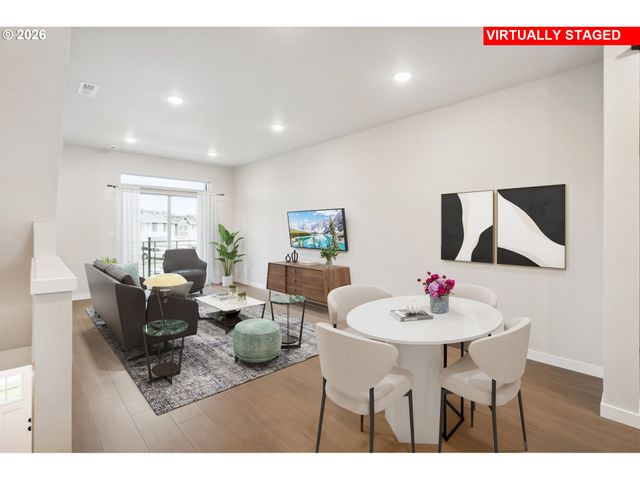 3421 Se EVERWOOD Ln, Hillsboro, OR 97123