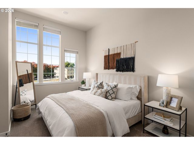 3421 Se EVERWOOD Ln, Hillsboro, OR 97123