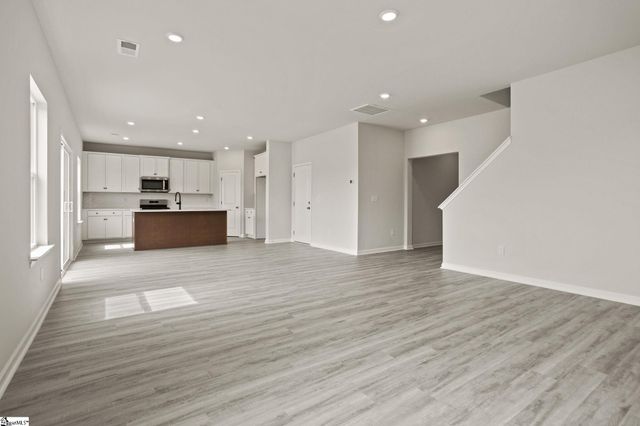 104 Wilson School Street, Simpsonville, SC 29681