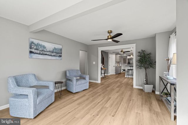 50 N LIPPINCOTT AVE, Maple Shade, NJ 08052