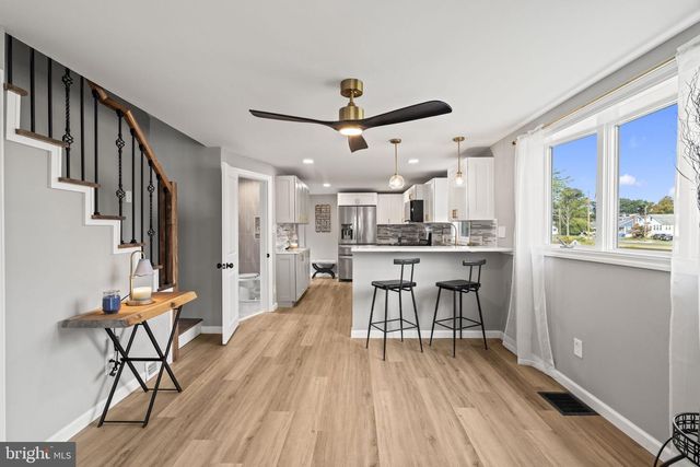 50 N LIPPINCOTT AVE, Maple Shade, NJ 08052