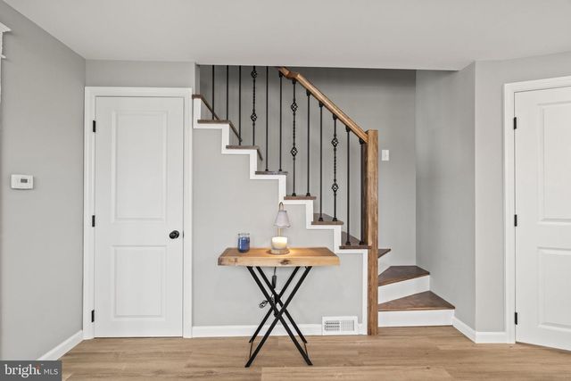 50 N LIPPINCOTT AVE, Maple Shade, NJ 08052