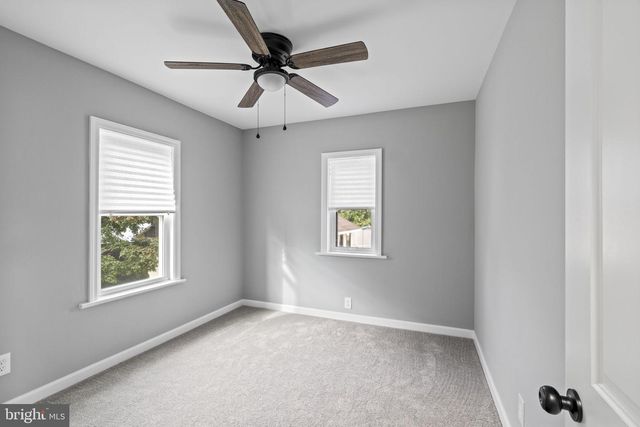 50 N LIPPINCOTT AVE, Maple Shade, NJ 08052