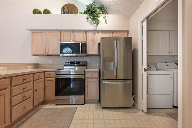 9663 Belfry Court, Centerville, OH 45458