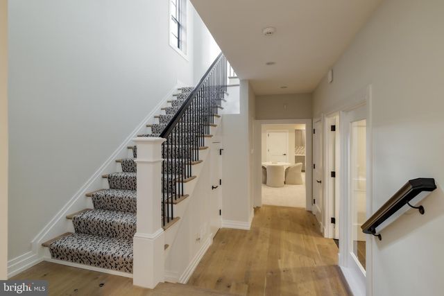 3117 38TH ST NW, Washington, DC 20016
