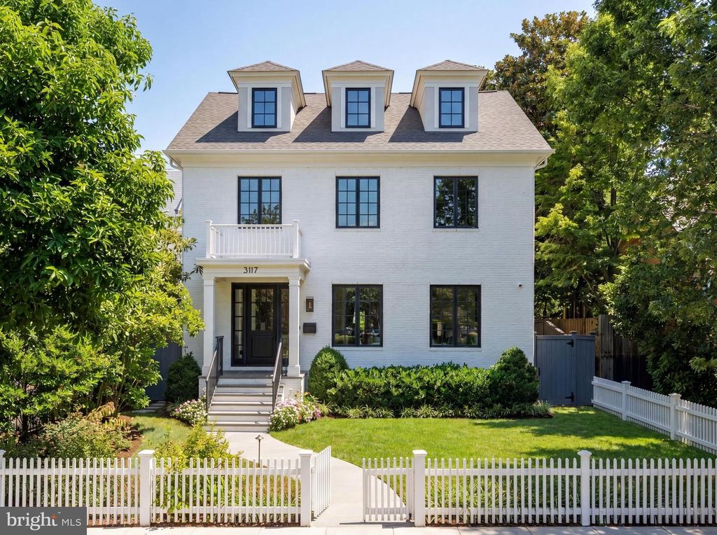 3117 38TH ST NW, Washington, DC 20016