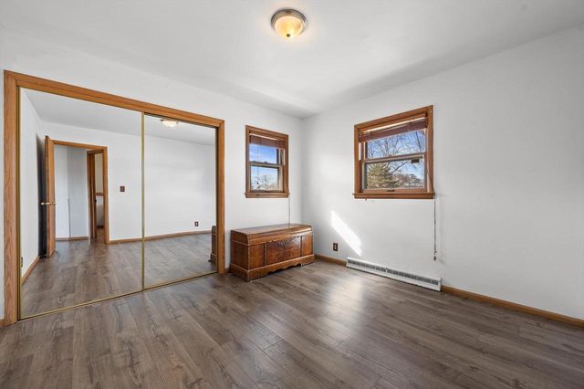 9043 W Grantosa DRIVE, Milwaukee, WI 53225