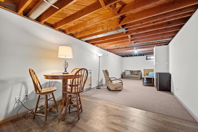 9043 W Grantosa DRIVE, Milwaukee, WI 53225