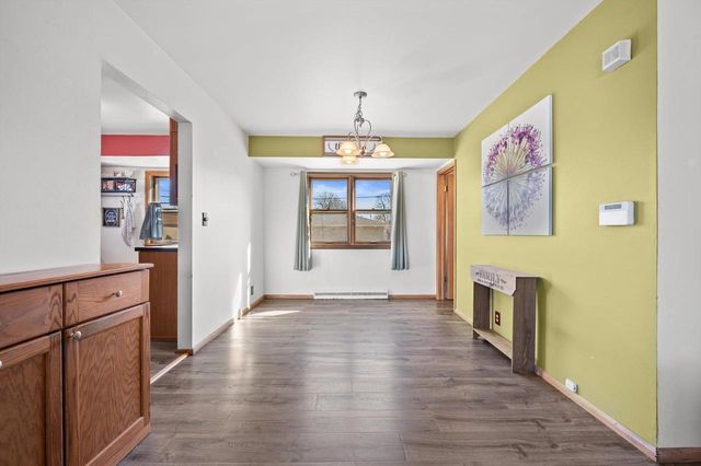 9043 W Grantosa DRIVE, Milwaukee, WI 53225