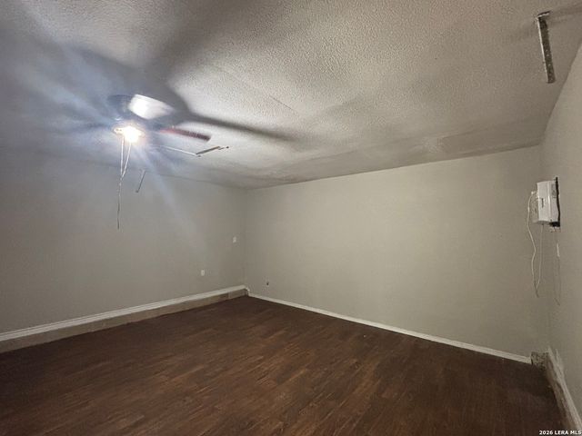 9235 Echo Port, San Antonio, TX 78242