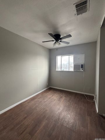 9235 Echo Port, San Antonio, TX 78242