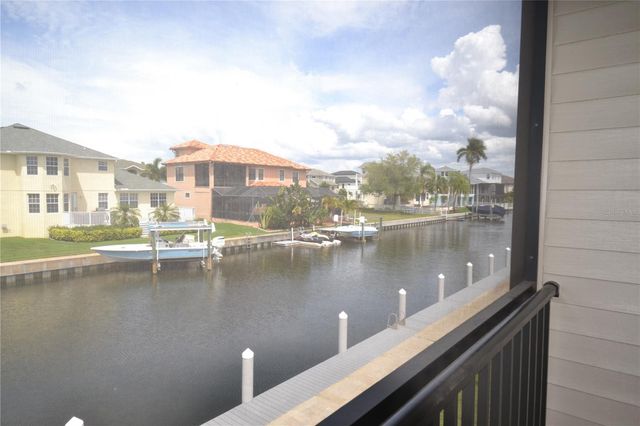 329 MOORINGS COVE DRIVE, Tarpon Springs, FL 34689
