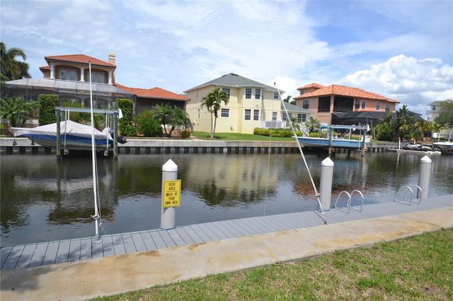 329 MOORINGS COVE DRIVE, Tarpon Springs, FL 34689