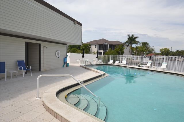329 MOORINGS COVE DRIVE, Tarpon Springs, FL 34689