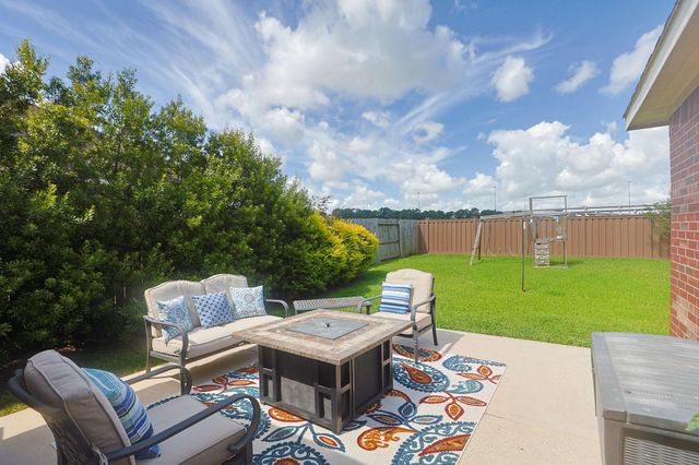 22027 Field Green Drive, Cypress, TX 77433
