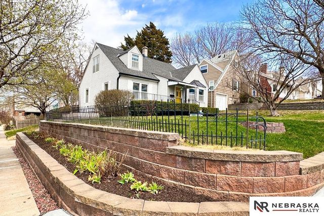 4548 Mason Street, Omaha, NE 68106