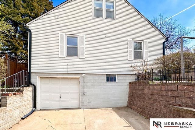 4548 Mason Street, Omaha, NE 68106