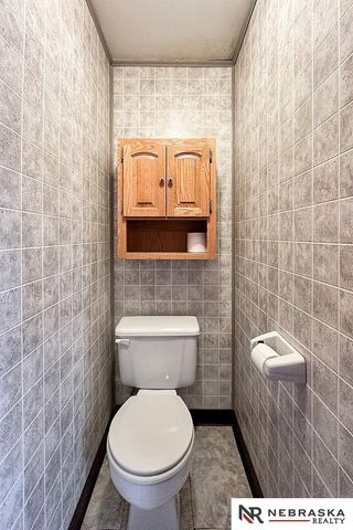 4548 Mason Street, Omaha, NE 68106