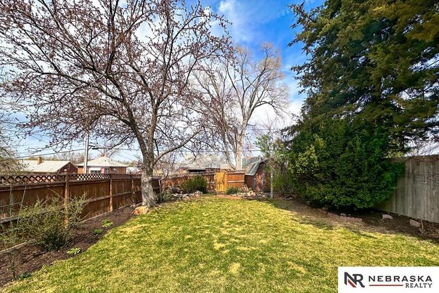 4548 Mason Street, Omaha, NE 68106