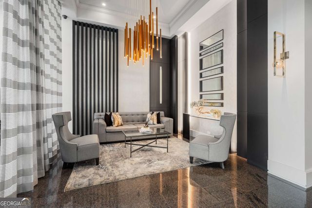 2660 Peachtree Road NW 18G, Atlanta, GA 30305