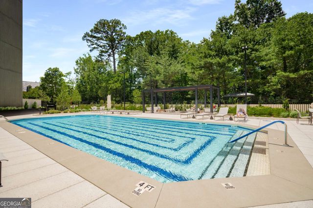 2660 Peachtree Road NW 18G, Atlanta, GA 30305