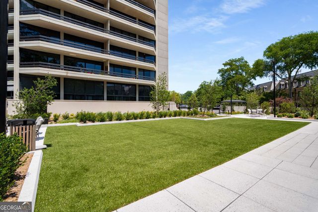 2660 Peachtree Road NW 18G, Atlanta, GA 30305