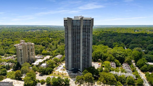 2660 Peachtree Road NW 18G, Atlanta, GA 30305