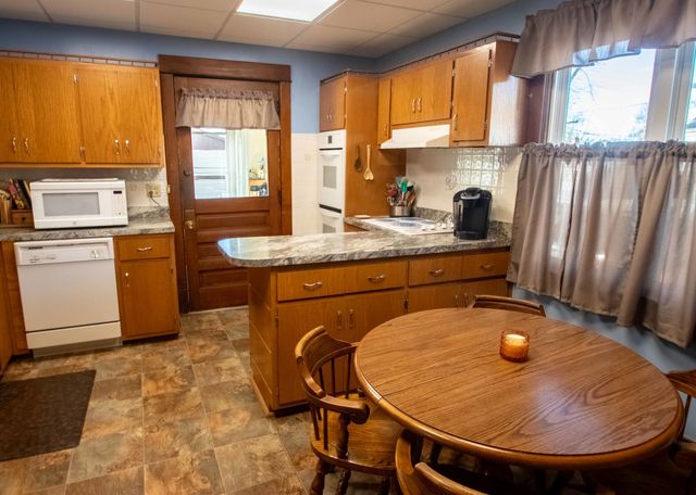 1226 N Walnut Street, Danville, IL 61832