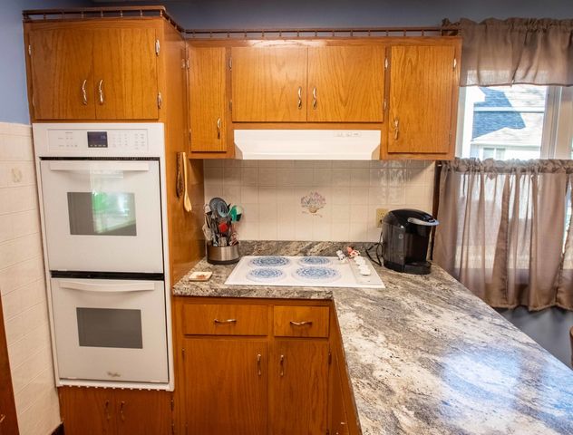 1226 N Walnut Street, Danville, IL 61832