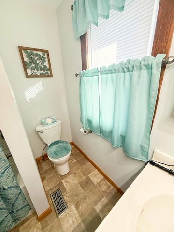 1226 N Walnut Street, Danville, IL 61832