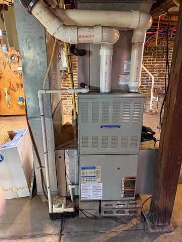 1226 N Walnut Street, Danville, IL 61832