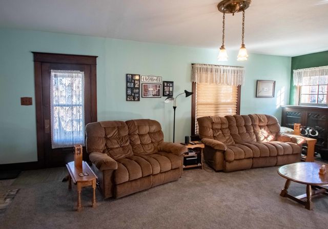 1226 N Walnut Street, Danville, IL 61832