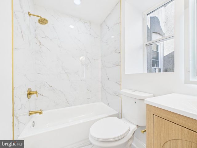 1721 RUXTON AVE, Baltimore, MD 21216