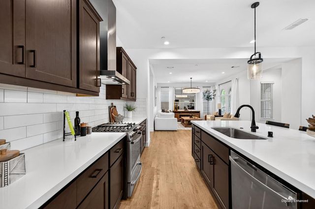 3220 Crocker Dr, Sacramento, CA 95818