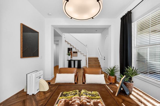 3220 Crocker Dr, Sacramento, CA 95818