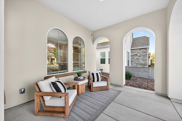 3220 Crocker Dr, Sacramento, CA 95818