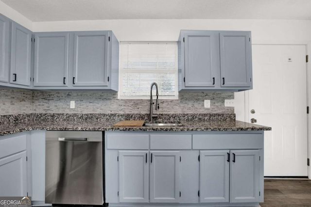 15 Brighton Court, Cartersville, GA 30121