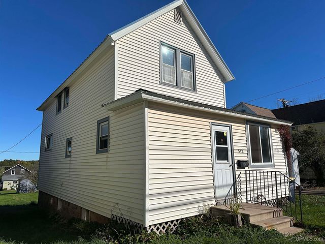 512 E Longyear Street, Bessemer, MI 49911