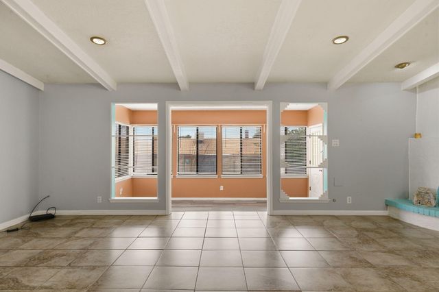 7225 Ticonderoga Road NE, Albuquerque, NM 87109