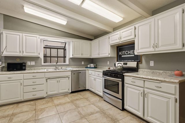 7225 Ticonderoga Road NE, Albuquerque, NM 87109