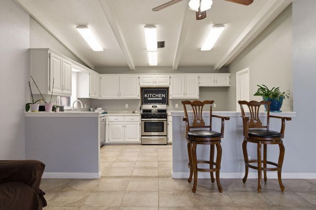 7225 Ticonderoga Road NE, Albuquerque, NM 87109