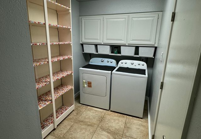 7225 Ticonderoga Road NE, Albuquerque, NM 87109